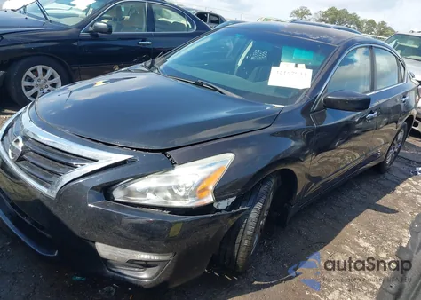 2015 Nissan Altima 2.5 S z USA, uszkodzony, nr VIN 1N4AL3AP8FC588106